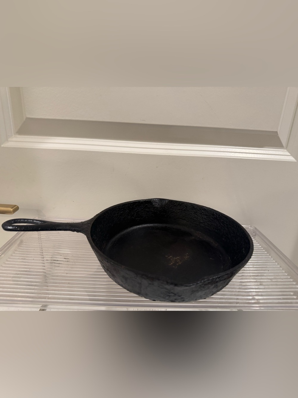 Vintage Cast Iron Skillet ~ 8 Inch